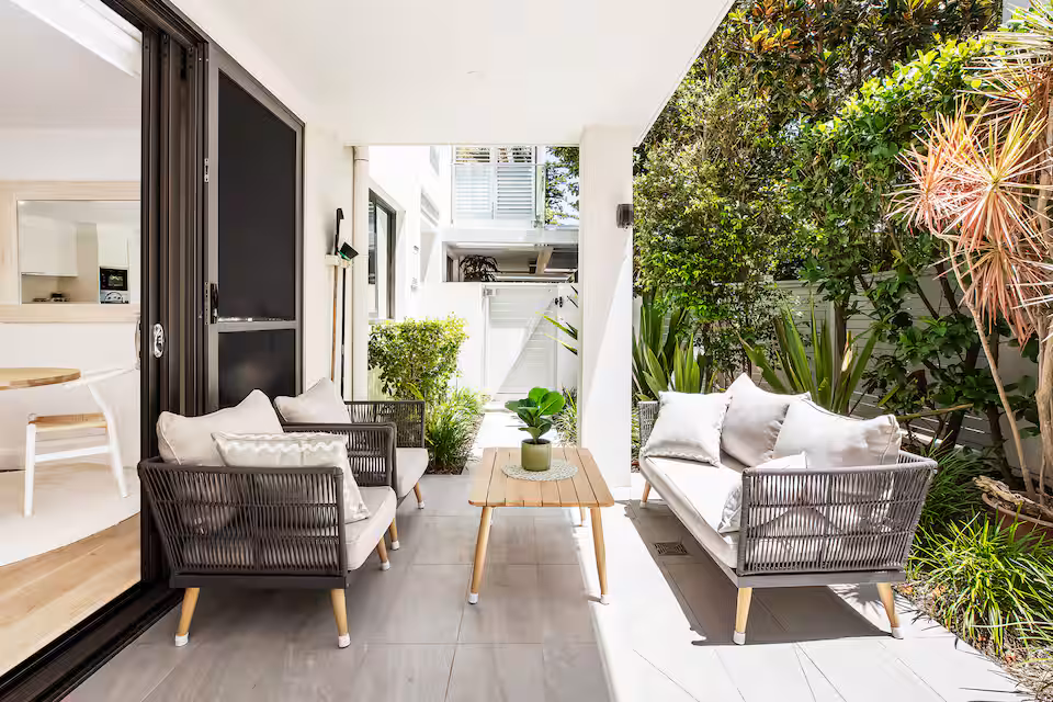 Narrabeen - Walk to Beach and Lake with Aircon