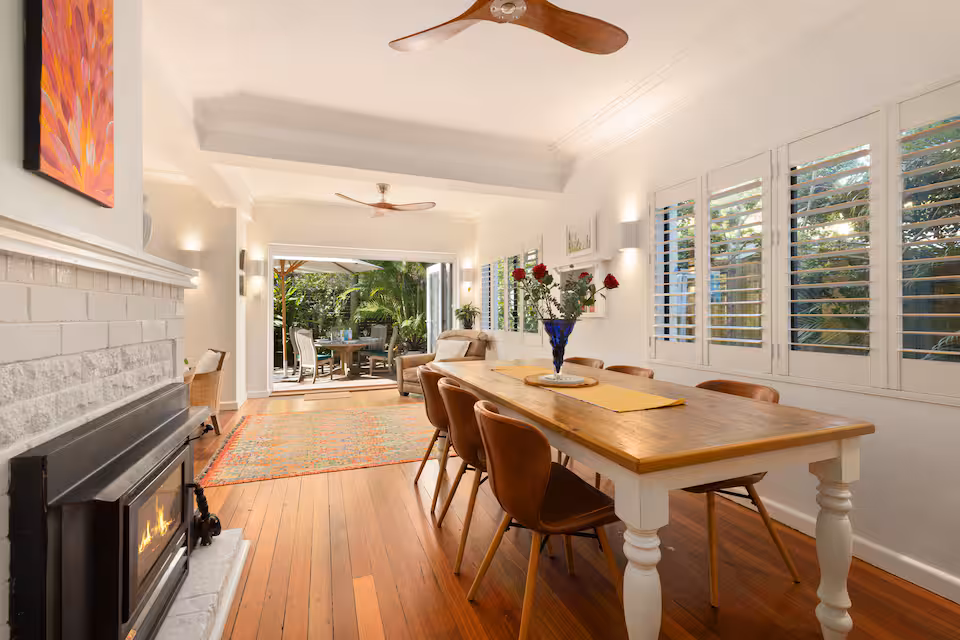 Freshwater Coastal Retreat with Garden